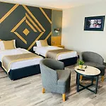 Hotel Konak *