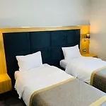 Hotel Konak *