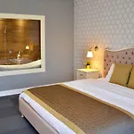 Hotel Konak Hotel Momtschilgrad