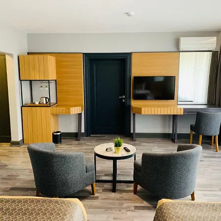 Hotel Konak *