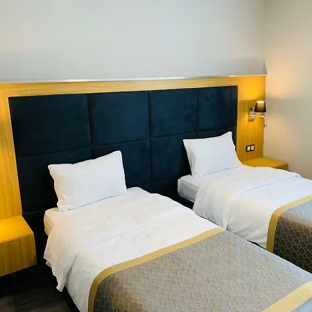 Hotel Konak *