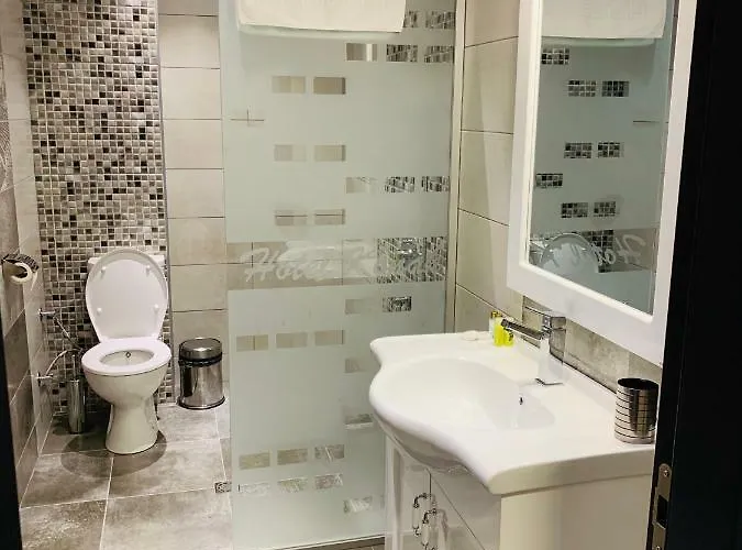 Szálloda Hotel Konak *